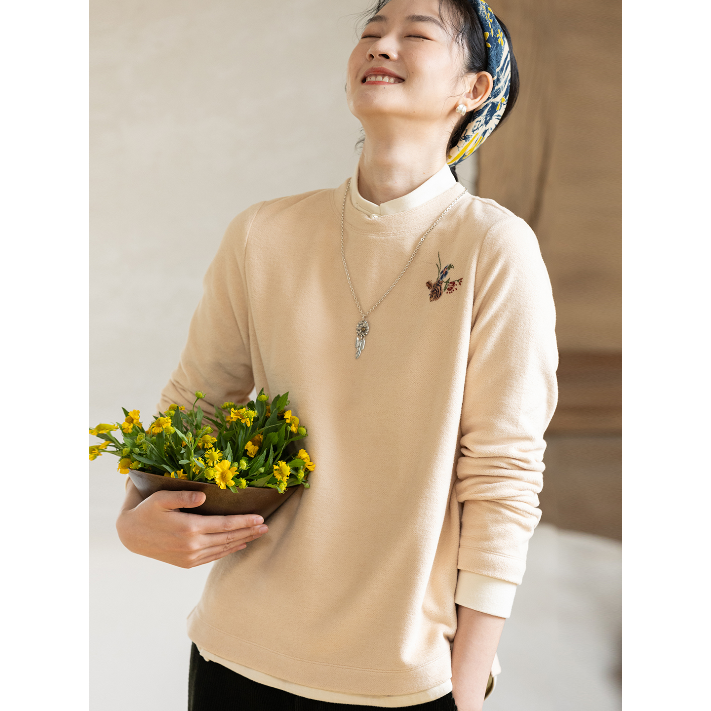 牧衣游原创 老虎与花手工刺绣纯棉T恤女冬季新款百搭长袖 林深云