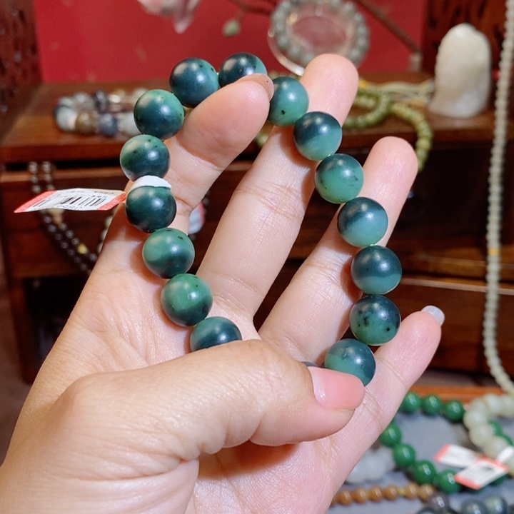 和田玉未镶嵌颈饰@*笑