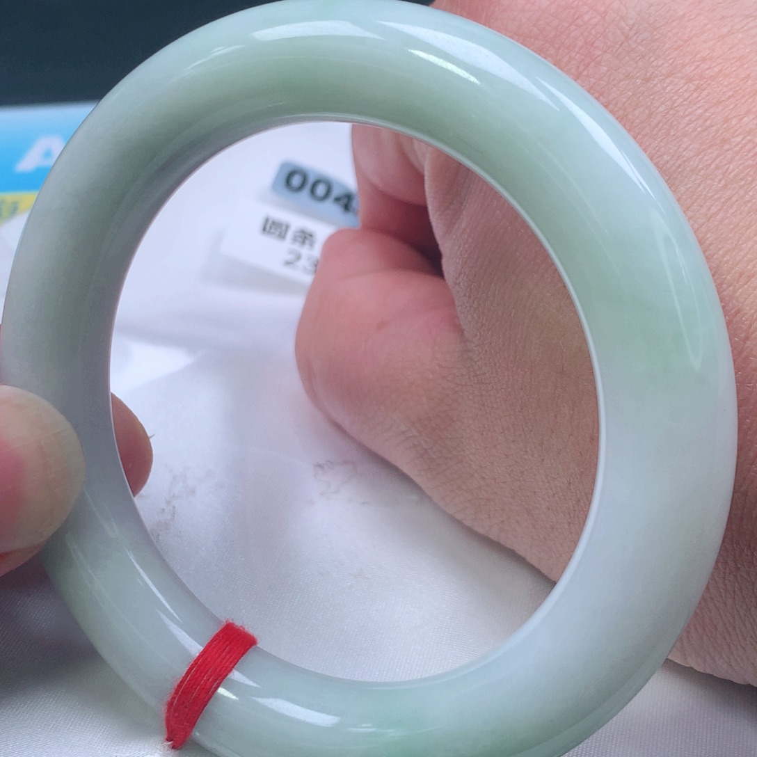 翡翠手镯未镶嵌0044号