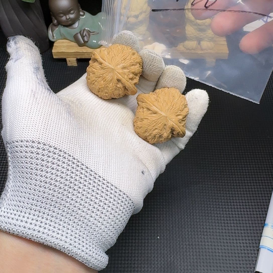 文玩核桃吊坠大*41铁锤