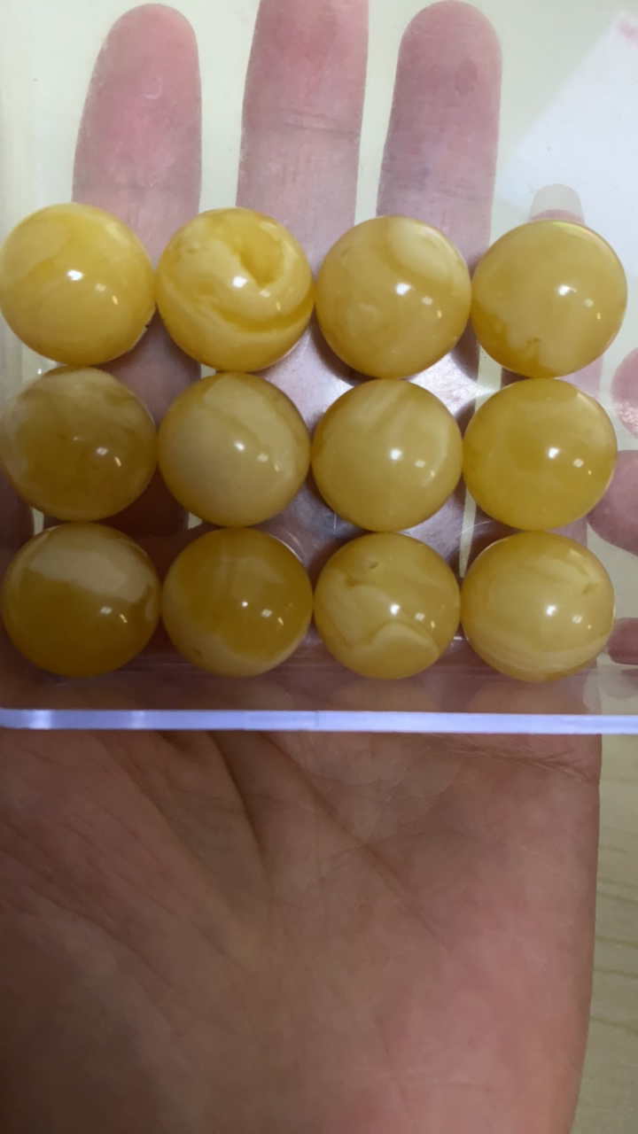 琥珀蜜蜡手串17+