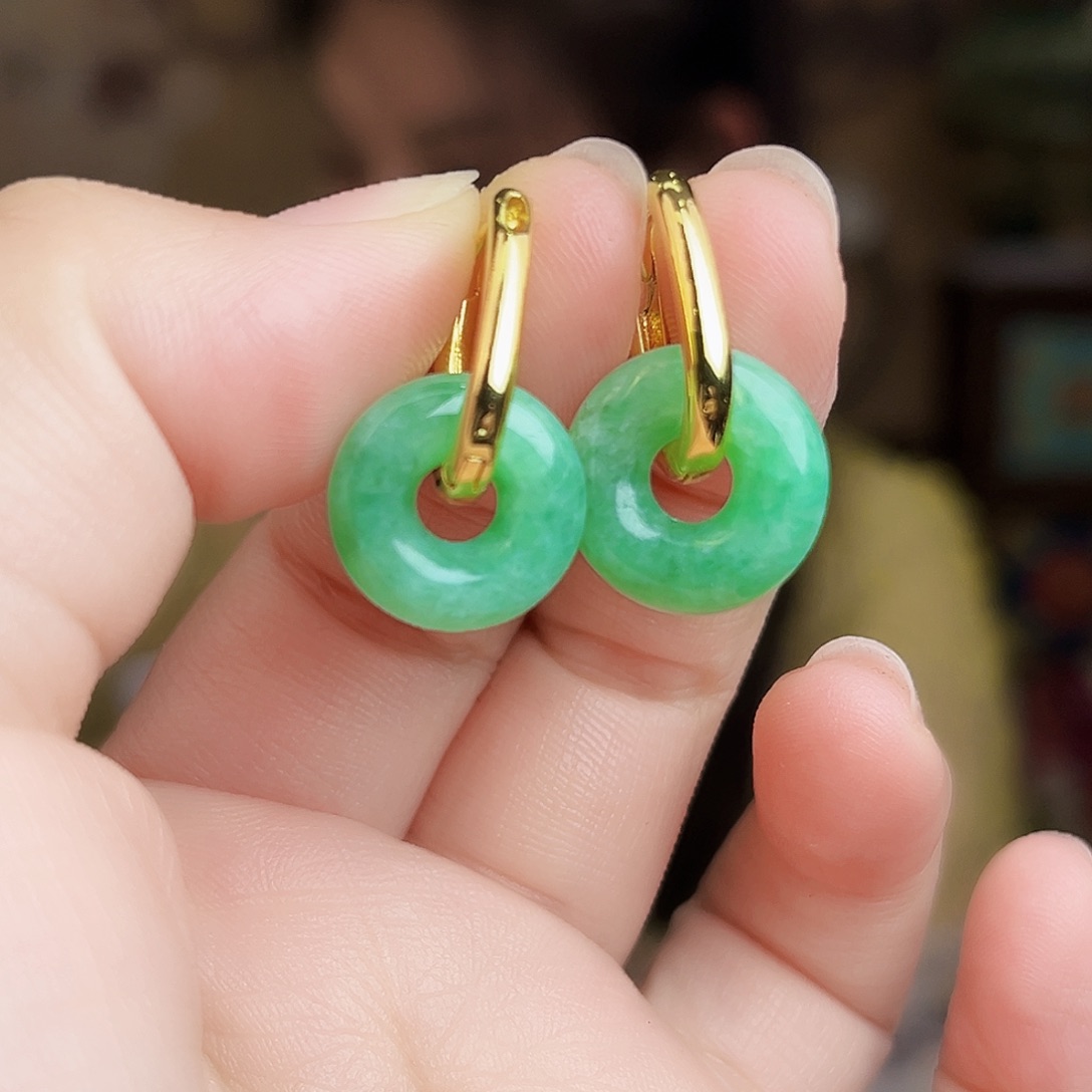 翡翠未镶嵌颈饰耳饰