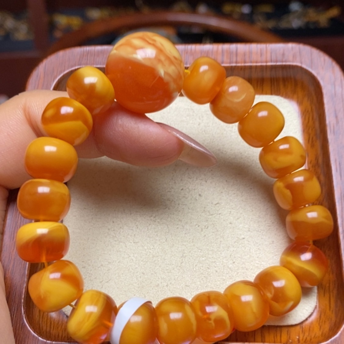 【闪购商品】蜜蜡手链未镶嵌手串