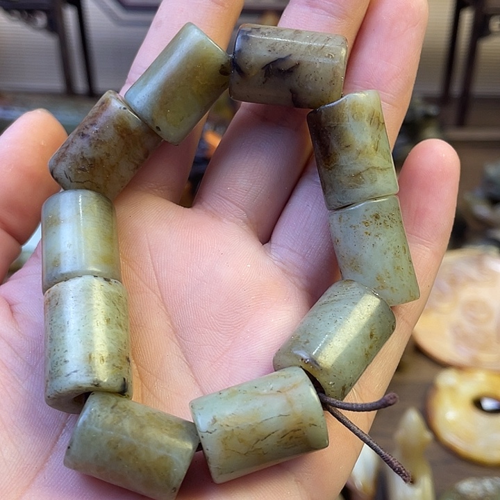 未镶嵌和田玉（糖玉）挂件