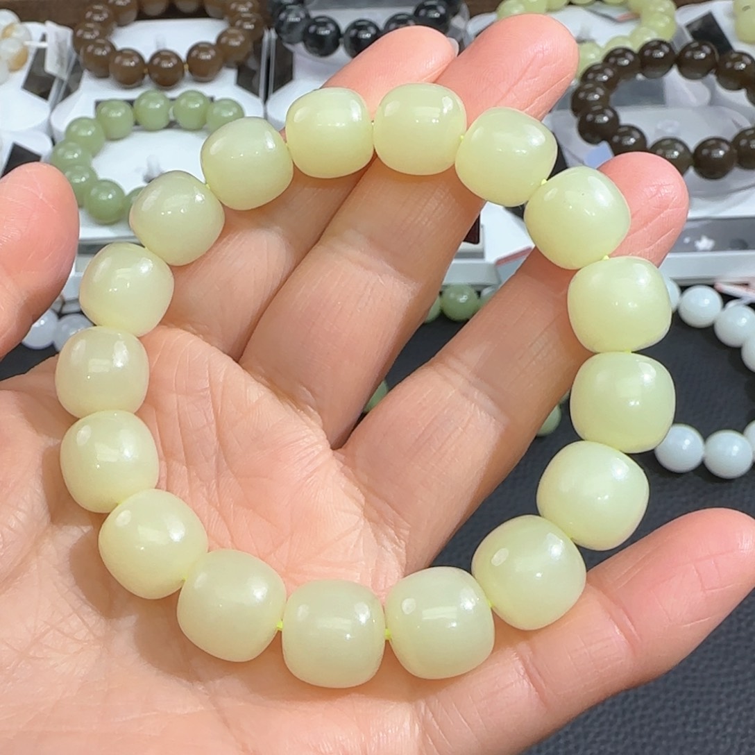 和田玉手链未镶嵌