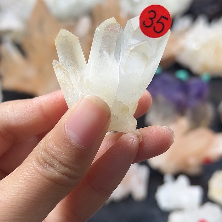 珠宝半成品水晶未镶嵌