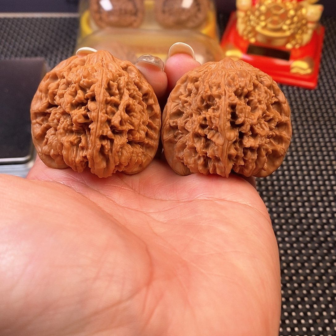文玩核桃吊坠44➕满天星全品53克