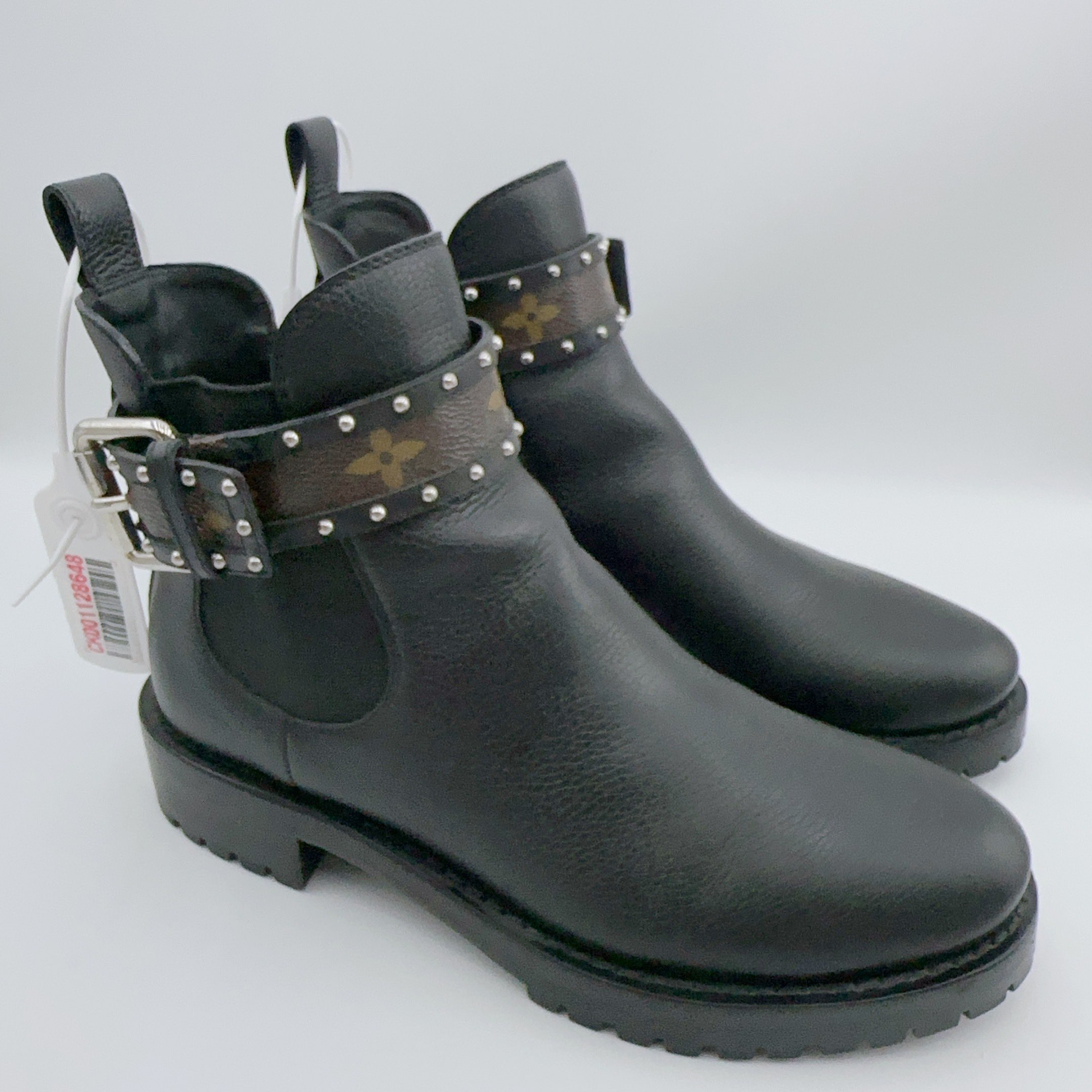 95新 LouisVuitton/路易威登 36.5码/老花绑带重工款短靴/01740