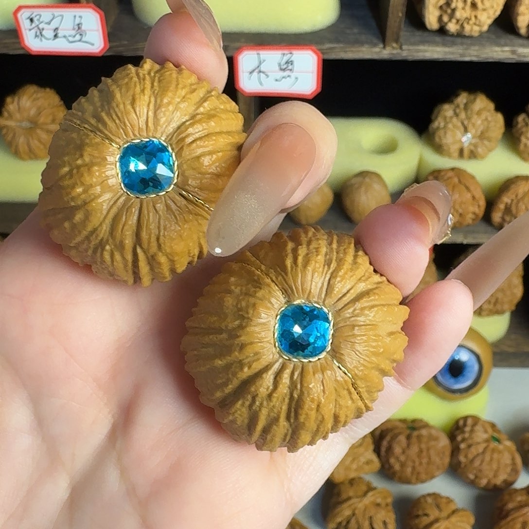 酥***酥手串/手链核桃文玩核桃猴头边34肚39（镶嵌介意勿拍）