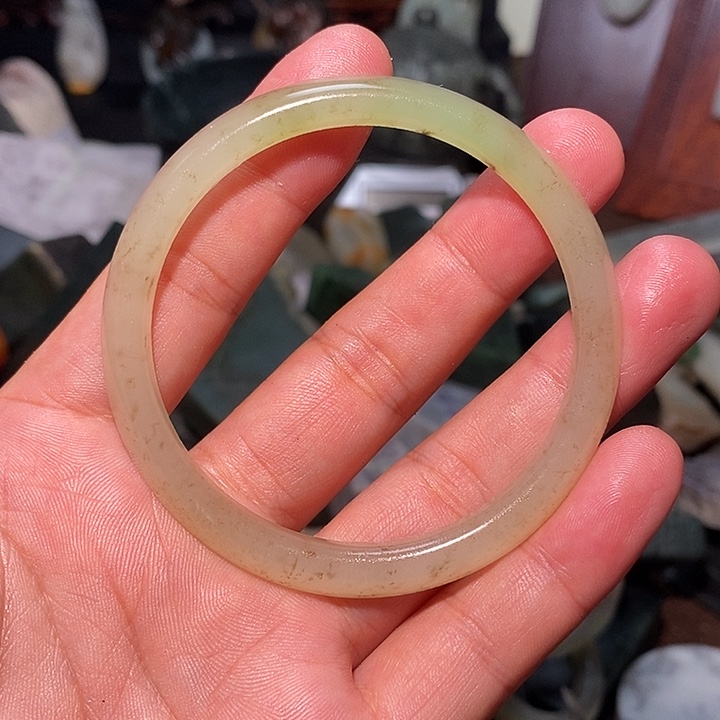 和田玉未镶嵌珠宝奇石