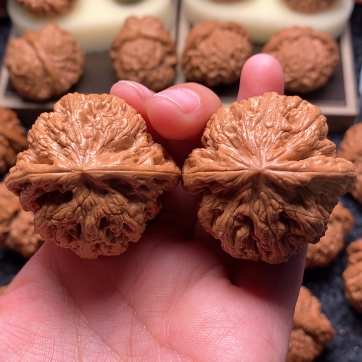 文玩核桃把件精品球筋42
