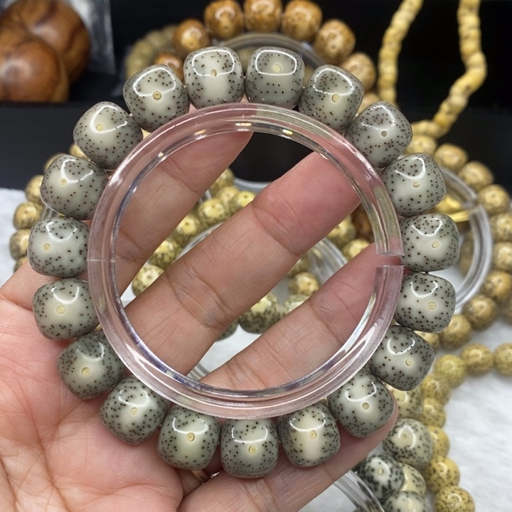 星月菩提手串@*12+石玉料小细星