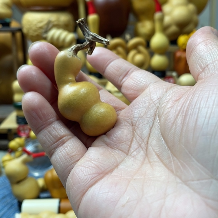 虫***懋8美好的一年祝大家都有