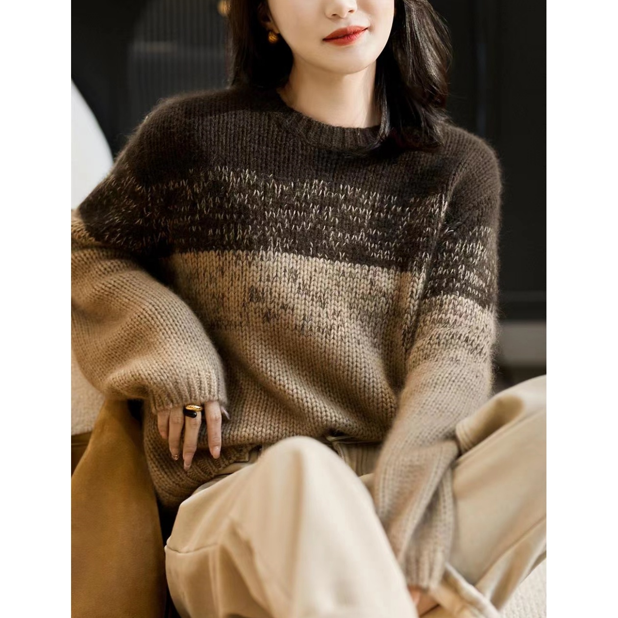 卡布奇诺」柔软时尚！渐变色秋季北欧显瘦圆领针织套头上衣