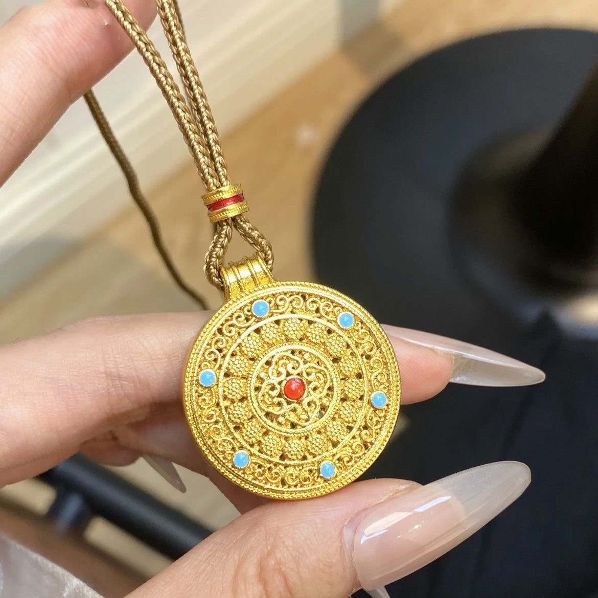 铜合金吊坠 新中式国风圆满八宝罗盘镶嵌项链女长款编织绳毛衣链