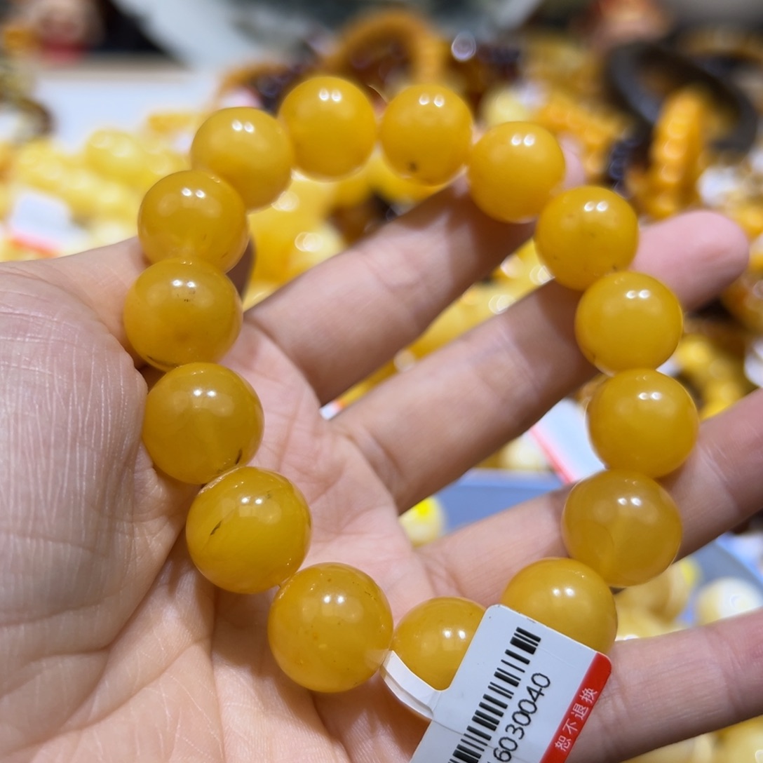 琥珀珠宝奇石未镶嵌