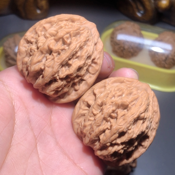 文玩核桃把件42麦虎