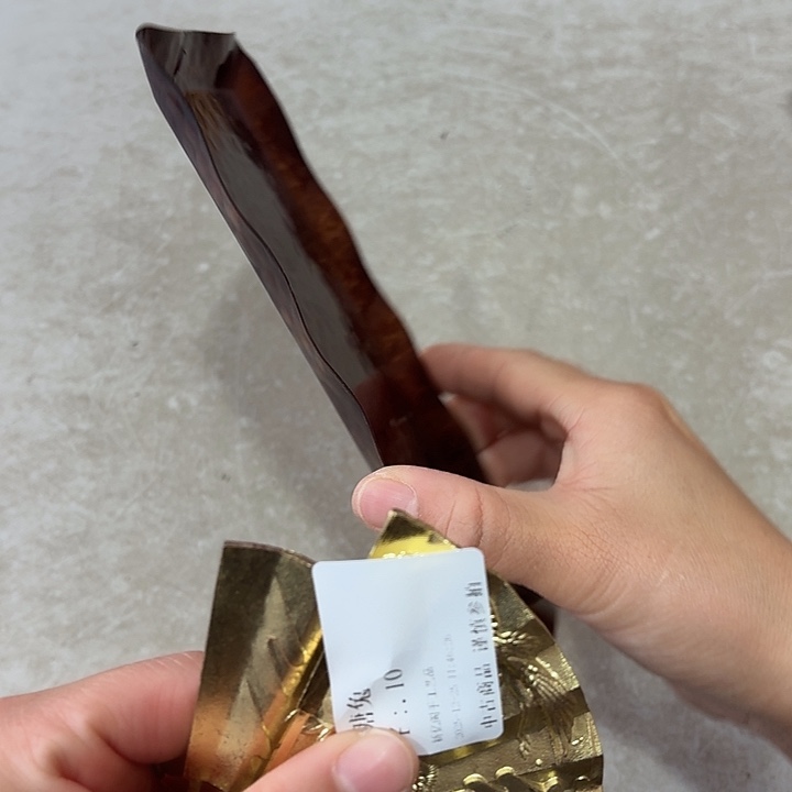 白***兔瓷器制作工艺品美术