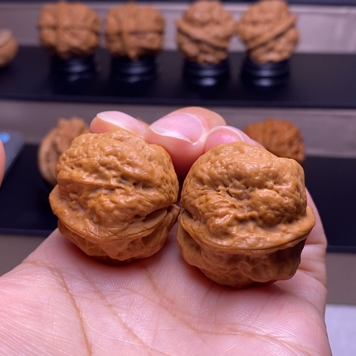 把件文玩核桃玉龙金蟾68