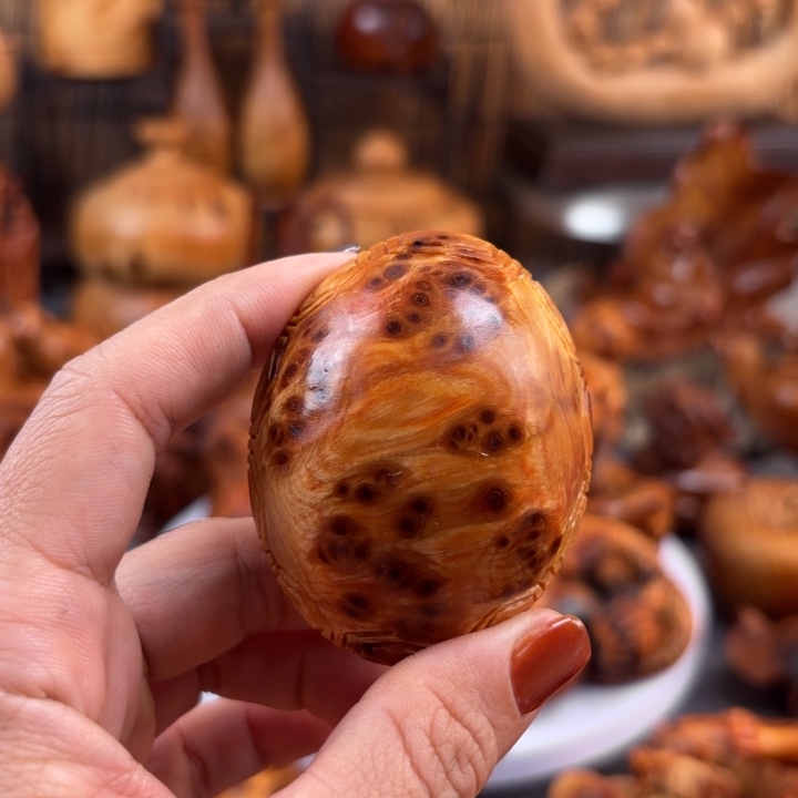 老***蒯太行崖柏手把件的设计和制作