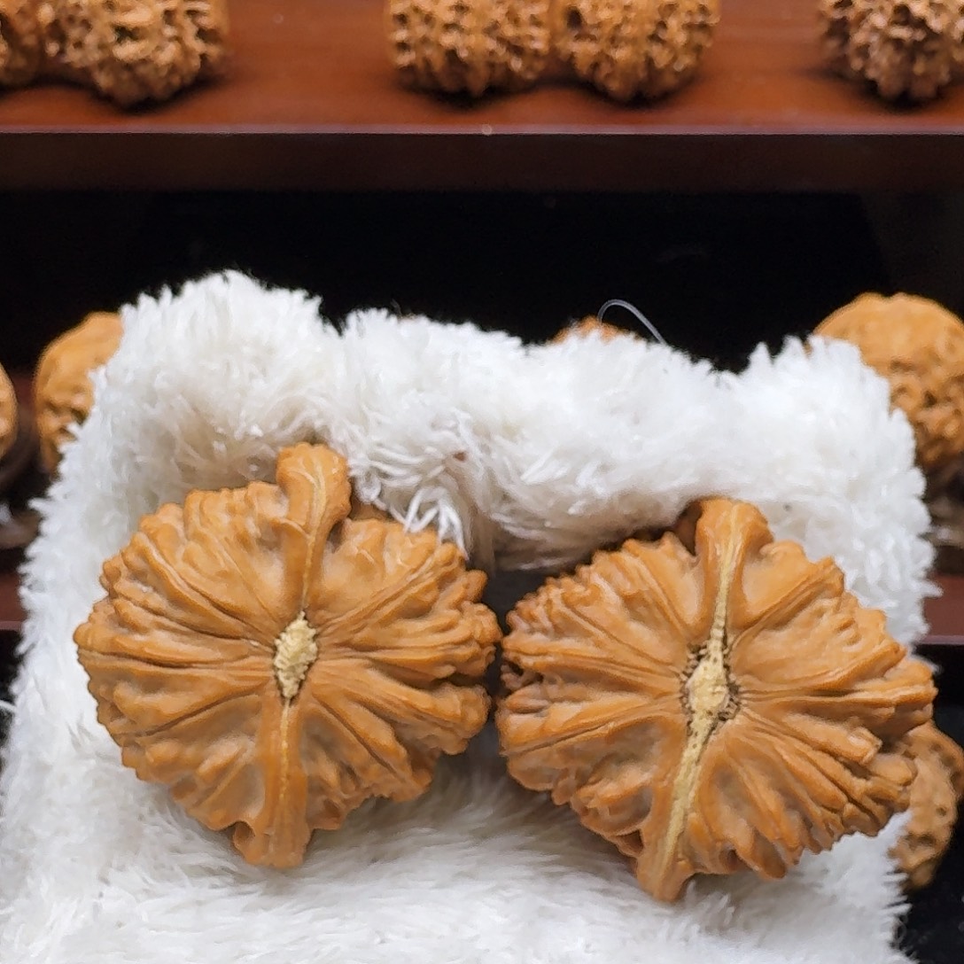 小***球核桃手串/手链全品白狮子39