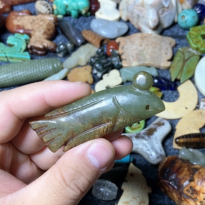 和田玉未镶嵌颈饰130