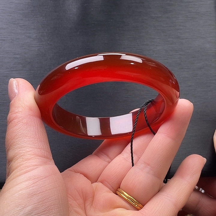 玛瑙/玉髓未镶嵌手镯60.5