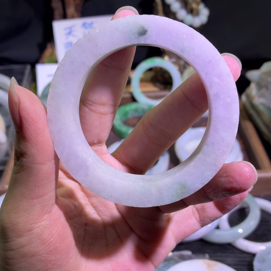 定制翡翠未镶嵌天然翡翠A货毛胚手镯