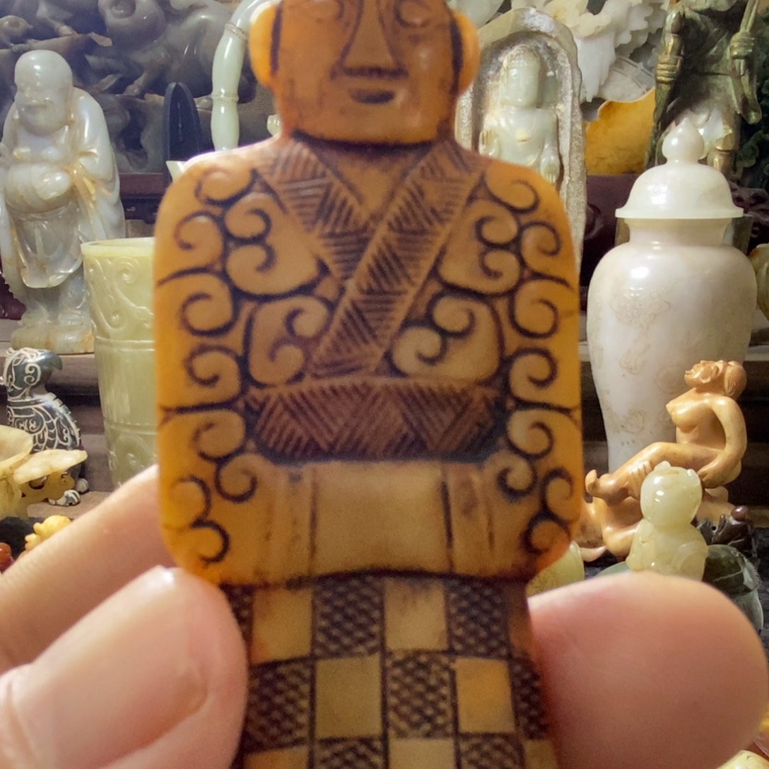 和田玉（糖玉）未镶嵌挂件