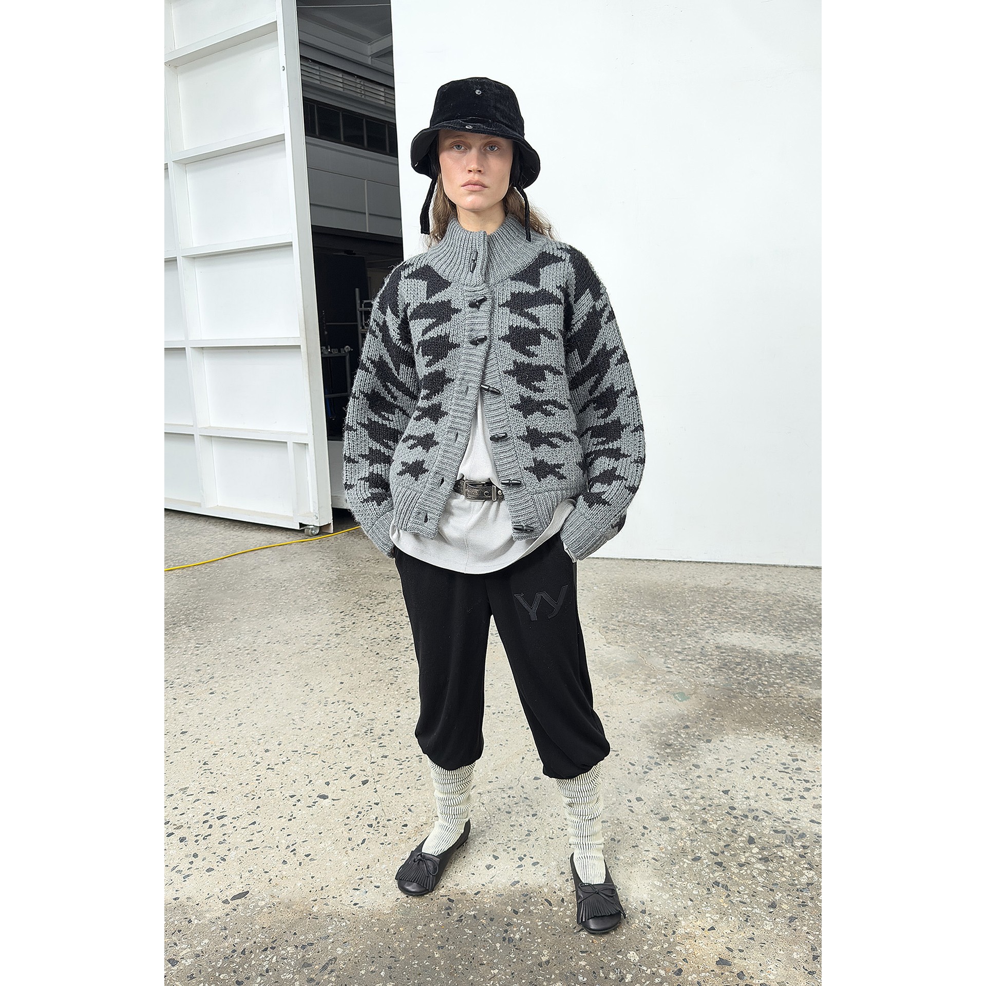 OPEN YY 设计师品牌 25早秋新品 复古牛角扣开衫 SOLSOL买手店