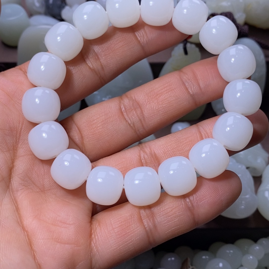 和田玉手链未镶嵌