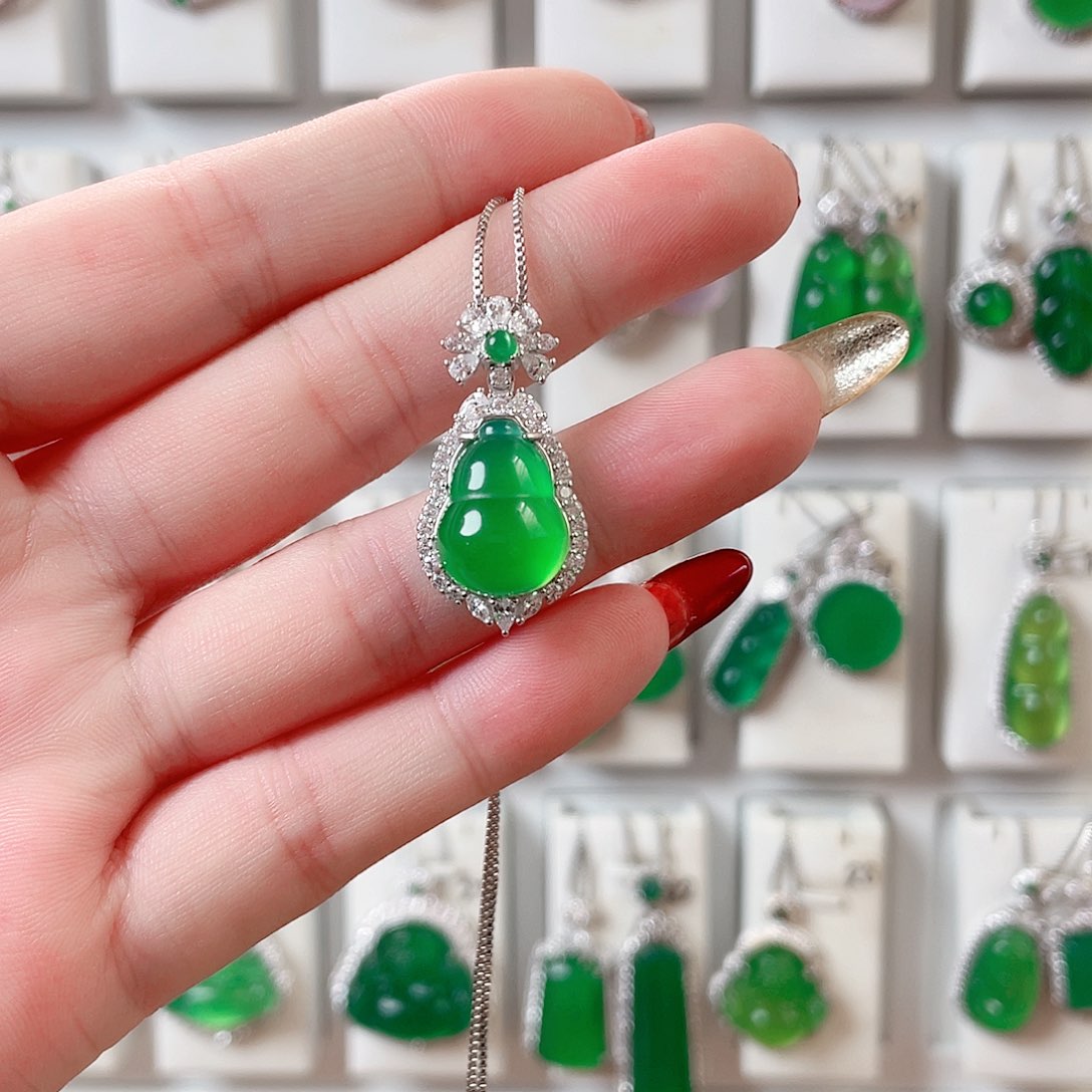 玛瑙/玉髓吊坠(赠链)银S925镶嵌