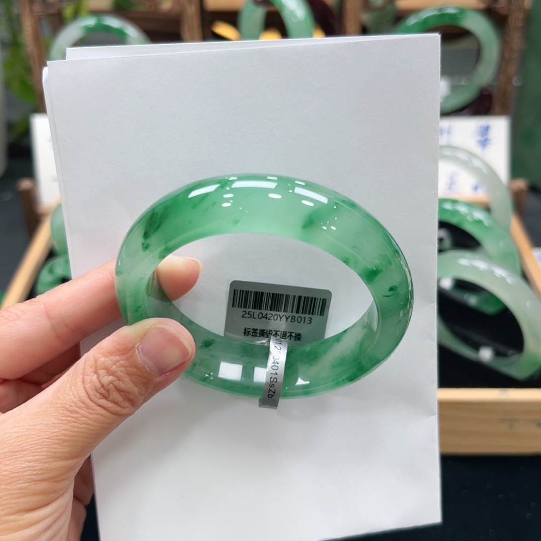 心***晴石英质玉未镶嵌手镯➕佳佳58