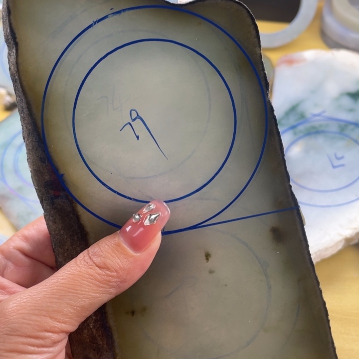 定制翡翠未镶嵌楠**竞定制