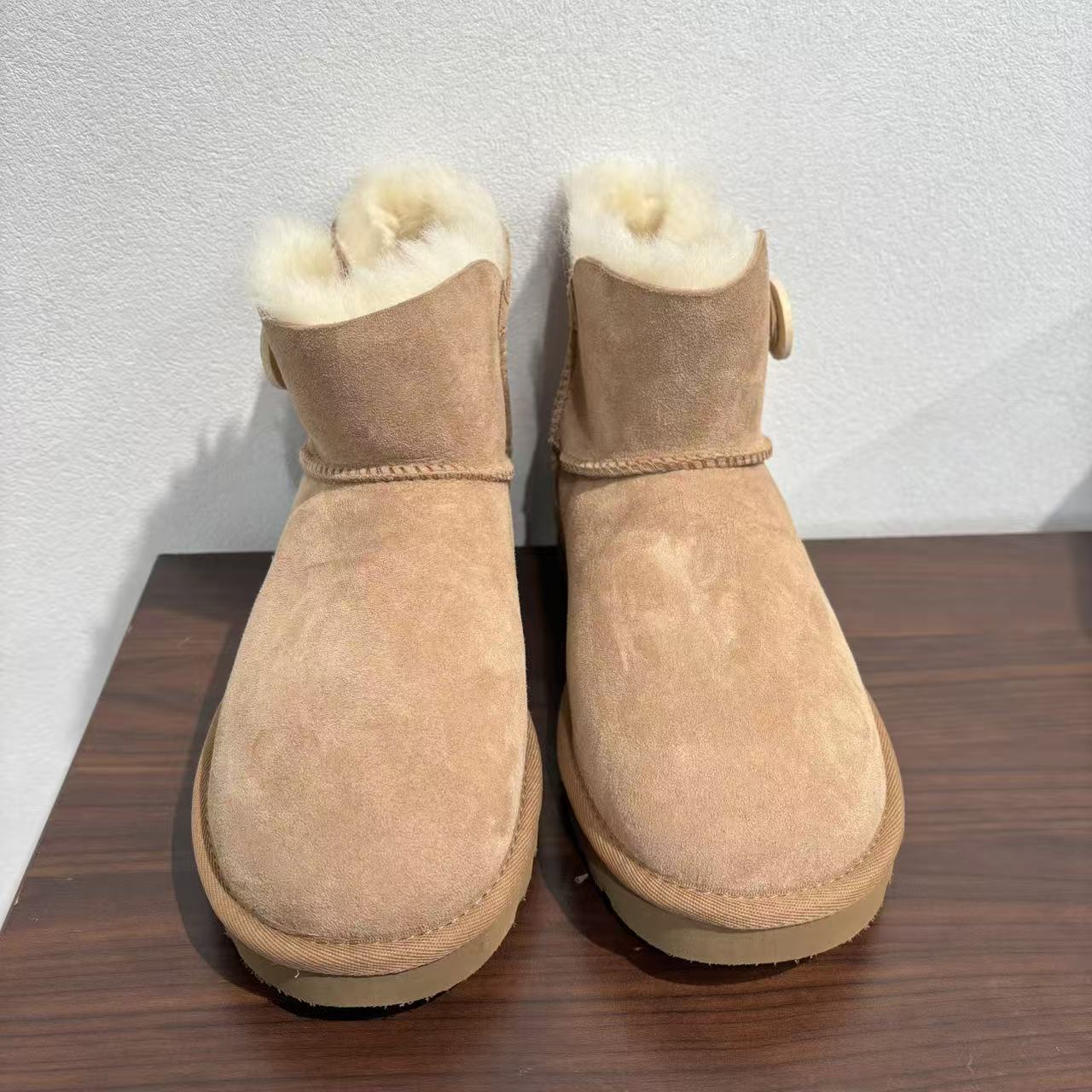 CXZ5788 美国客人订单 一粒扣加厚雪地靴
