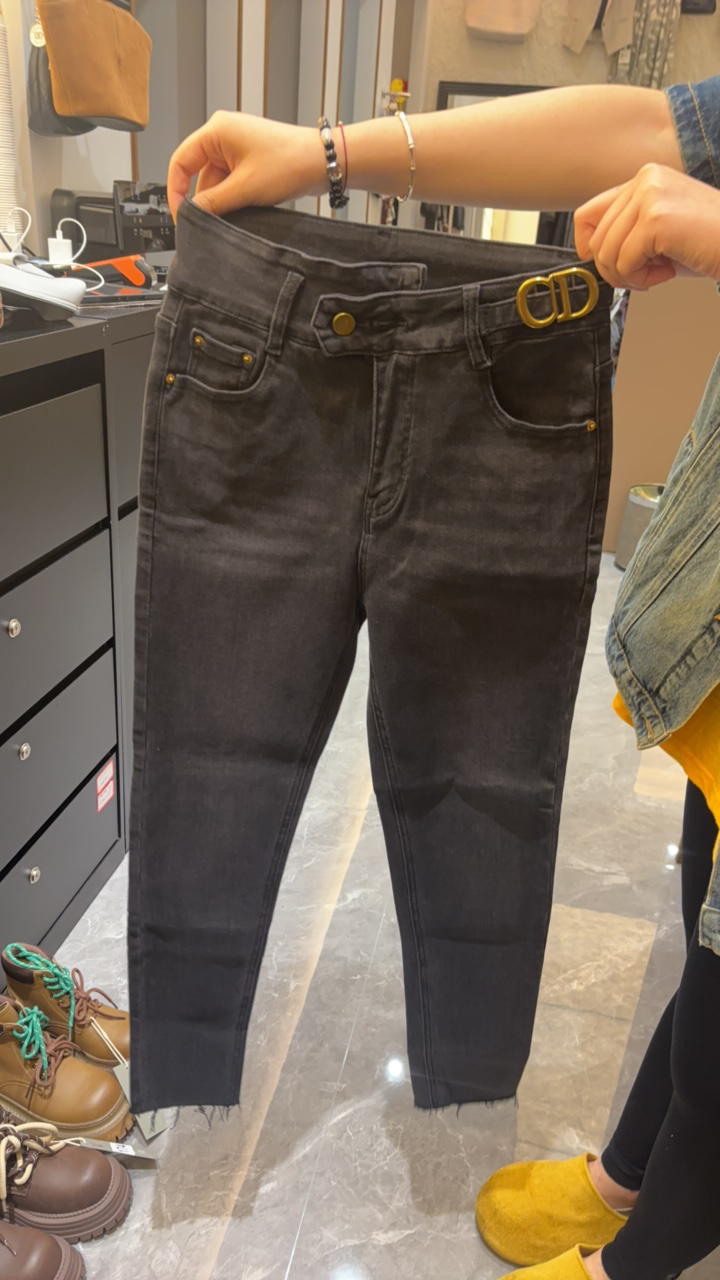 版型好，百搭款，显瘦