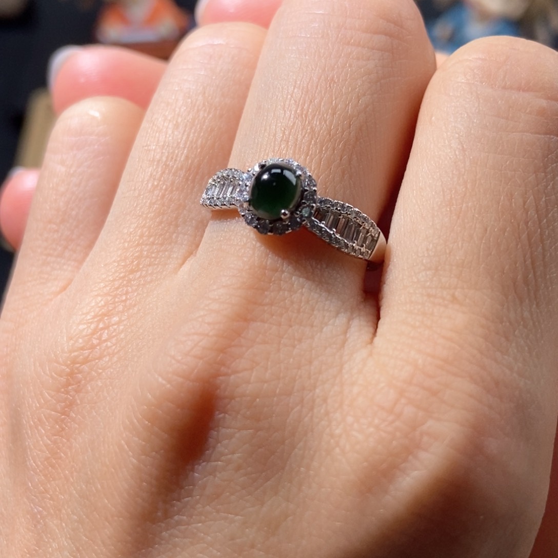 翡翠颈饰银S925镶嵌翡翠