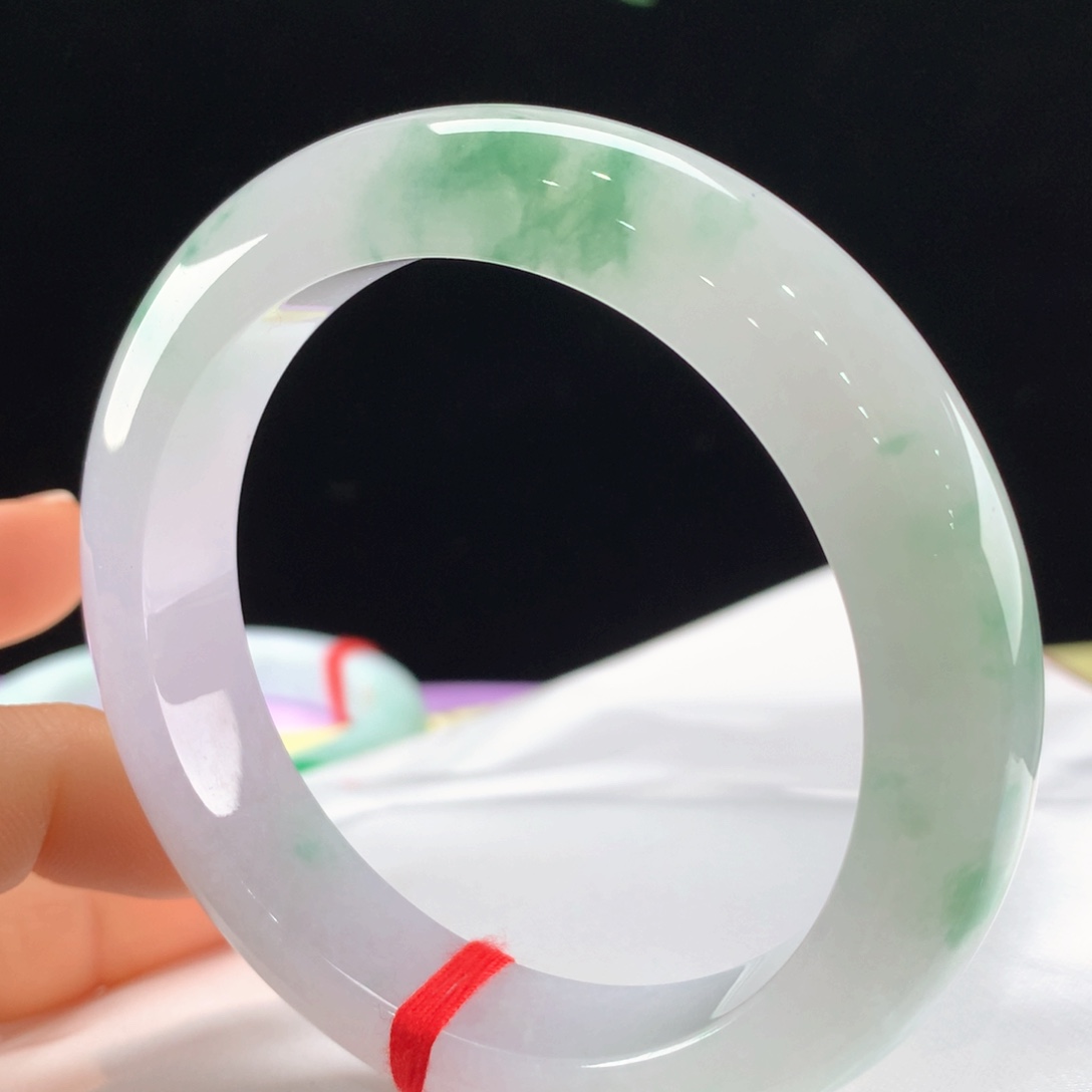 翡翠未镶嵌手镯111-0179