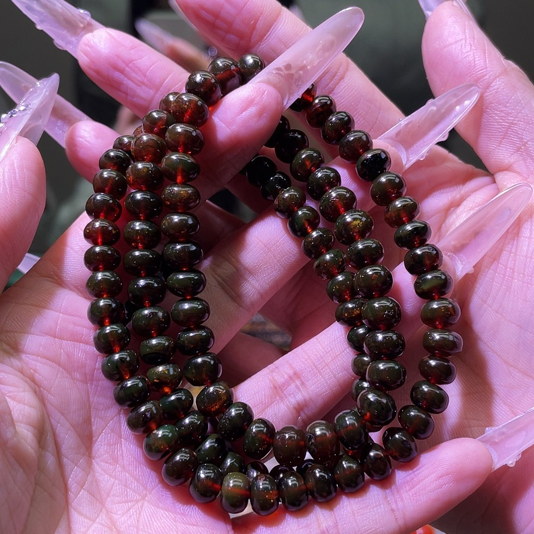 琥珀未镶嵌裸石7血珀