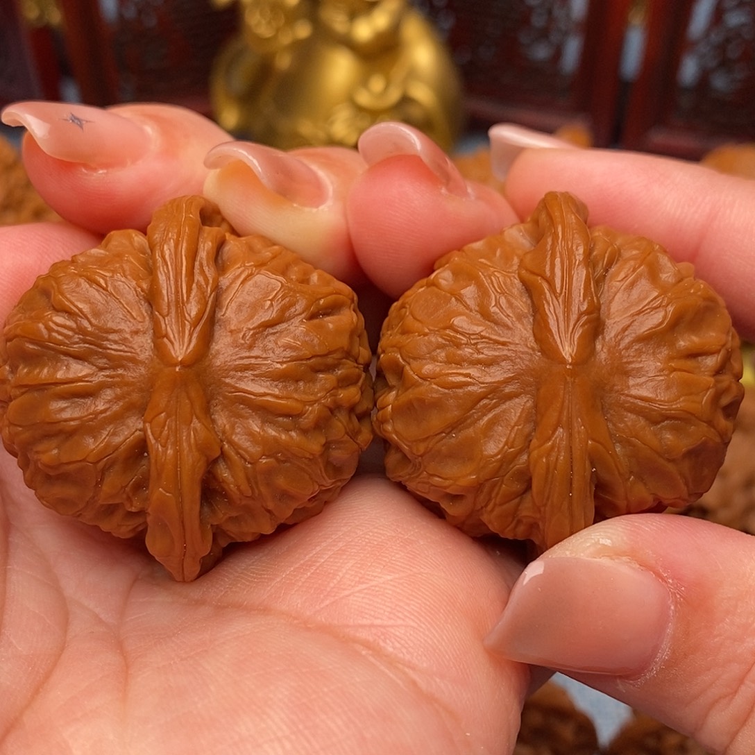 文玩核桃把件39全品绝配石门