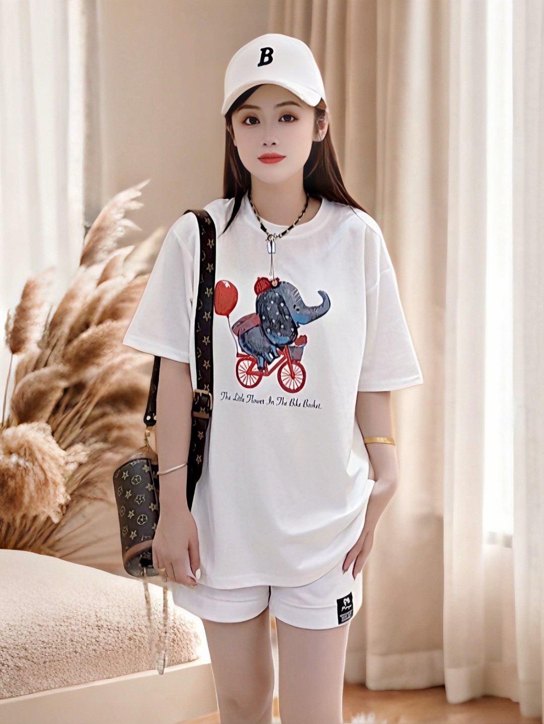 2025夏季新款小飞象印花t恤款潮流休闲宽松白色T百搭中长款款