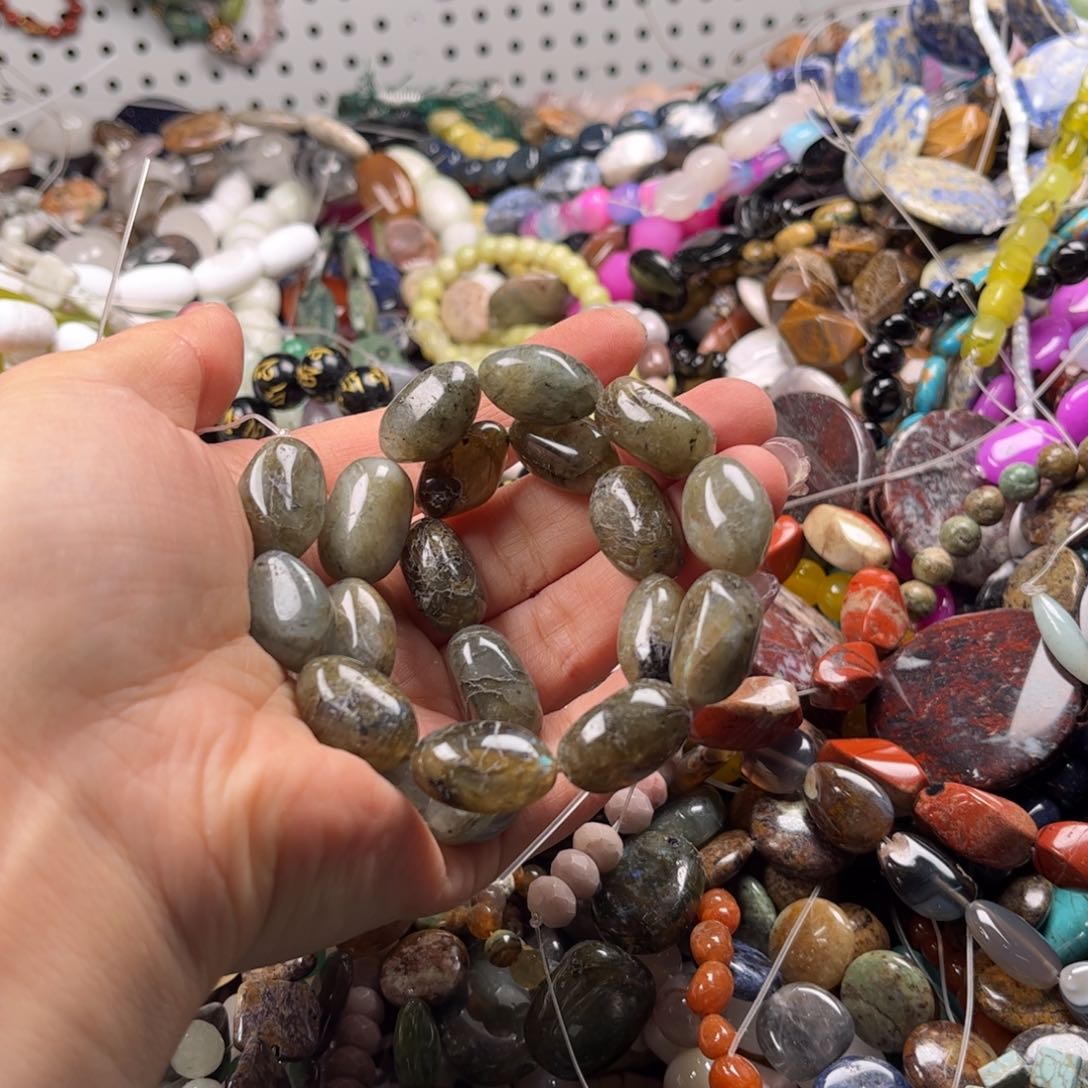 石英质玉珠宝奇石未镶嵌图