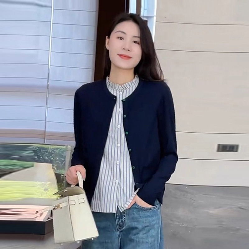 盐系轻熟两件套装秋季新款女款条纹无袖背心搭配开衫圆领针织罩衫