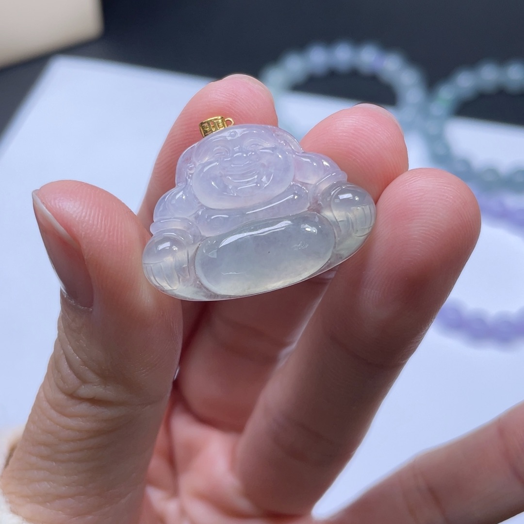 翡翠颈饰18K金镶嵌佛