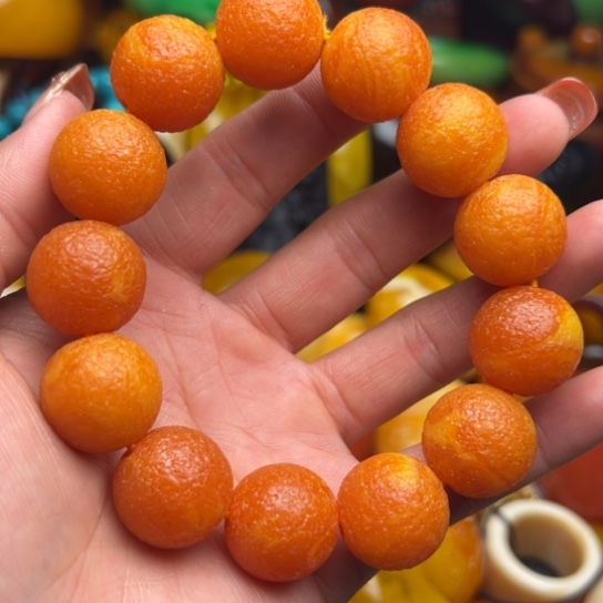 琥珀手串未镶嵌蜜蜡