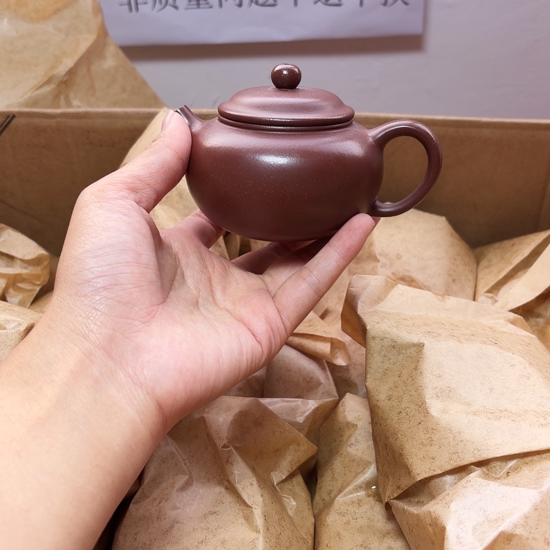 甄选宜兴本土紫砂壶