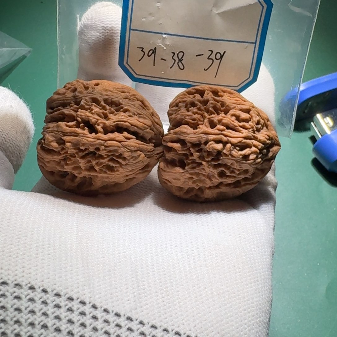 文玩核桃吊坠47号南疆