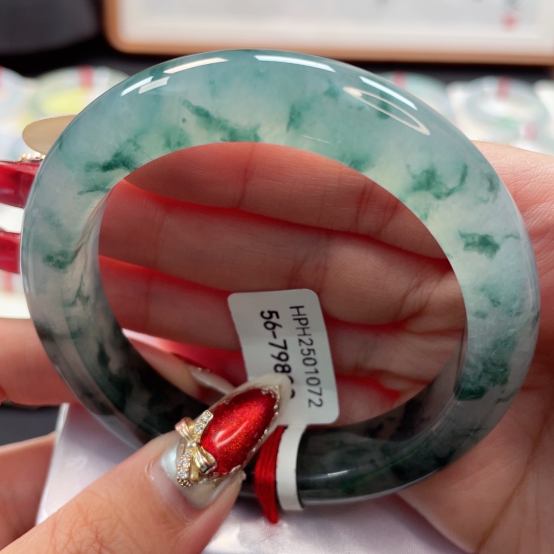 【闪购商品】翡翠手镯未镶嵌冰种起光满圈冰蓝飘花正圈56，7号