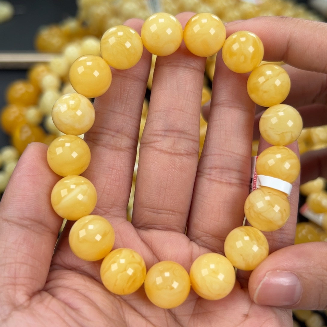 琥珀未镶嵌手链19.7克