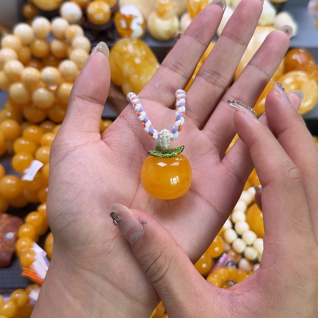 未镶嵌蜜蜡珠宝奇石